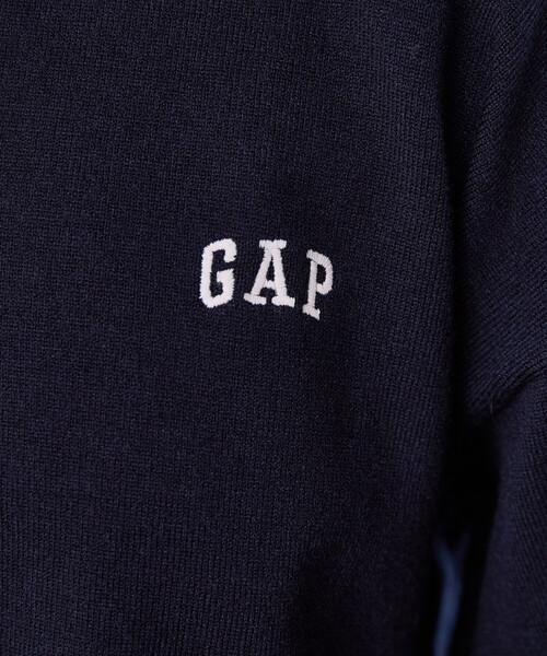 GAP(ギャップ)の「PUBLUX × GAP/ギャップ 別注 シャツ 襟 ポロニット 限定展開(ニット/セーター・レディース・ネイビー/グレー/ベージュ/チャコールグレー・フリ-)」の10枚目の写真