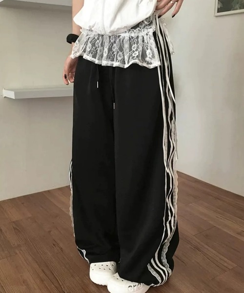 FREE STYLISTS(フリー スタイリスト)の「サイドライン 体型選ばない ドローストリング スウェットパンツ(スウェットパンツ・レディース・ブラック/ホワイト・M)」の15枚目の写真