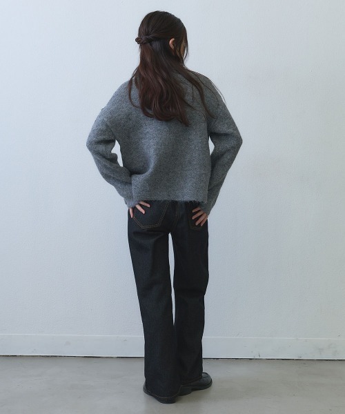 Clum(クルム)の「chain detail straight wide denim / チェーンディテールストレートワイドデニムパンツ(デニムパンツ・レディース・ダークブルー・MEDIUM/LARGE)」の12枚目の写真