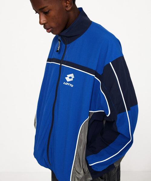 LOTTO(ロット)の「LOTTO HERITAGE PANEL BLOUSON(ブルゾン・メンズ・ネイビー/ブラック・XX-LARGE/X-LARGE/LARGE/MEDIUM)」の1枚目の写真