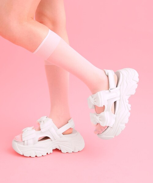cs T&P(シーエスティーアンドピー)の「厚底ダブルリボンガーリーサンダル(サンダル・レディース・ライトブルー/ピンク系/ブラック/ホワイト・M/LL/S/L)」の1枚目の写真