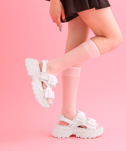 cs T&P(シーエスティーアンドピー)の「厚底ダブルリボンガーリーサンダル(サンダル・レディース・ライトブルー/ピンク系/ブラック/ホワイト・M/LL/S/L)」の6枚目の写真