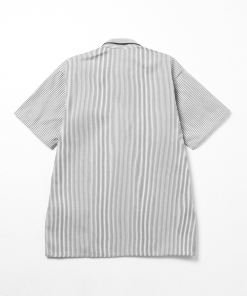BEAMS(ビームス)の「BEN DAVIS / ハーフジップシャツ(シャツ/ブラウス・メンズ・グレー/ネイビー・MEDIUM/LARGE)」の6枚目の写真