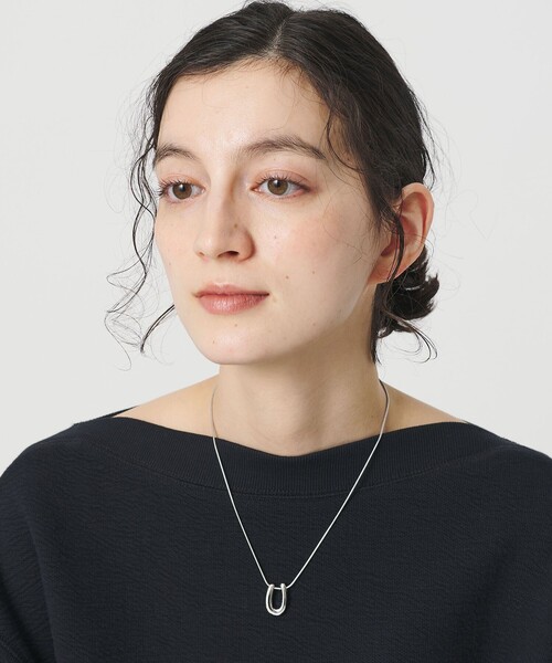 BEAUTY&YOUTH UNITED ARROWS（ビューティーアンドユースユナイテッドアローズ）の「Uモチーフ チェーン ネックレス（ネックレス・レディース・シルバー/ゴールド・FREE）」の12枚目の写真