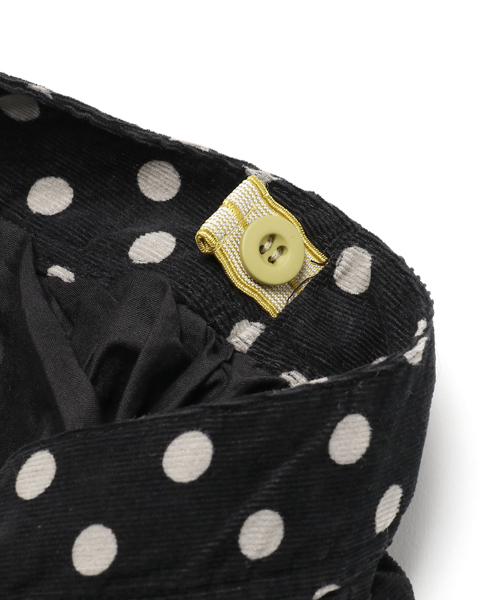 COMECHATTO&CLOSET(カムチャットアンドクロゼット)の「コーデュロイフレアスカート(スカート・キッズ・ネイビー/ブラック/アイボリー・110/130/90/100/120)」の5枚目の写真