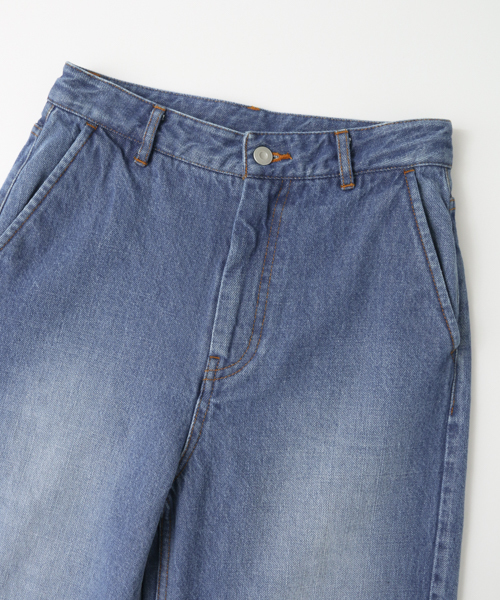 KBF+（ケービーエフプラス）の「KBF+ フレアワイドデニムパンツ（その他パンツ・レディース・ライトインディゴブルー/インディゴブルー・36/40/38）」の16枚目の写真