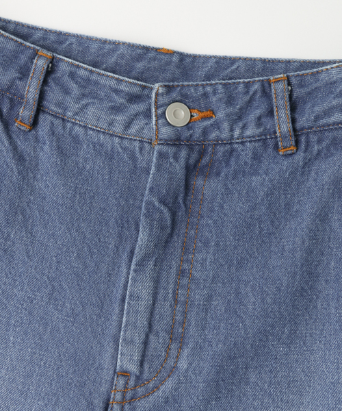 KBF+（ケービーエフプラス）の「KBF+ フレアワイドデニムパンツ（その他パンツ・レディース・ライトインディゴブルー/インディゴブルー・36/40/38）」の17枚目の写真