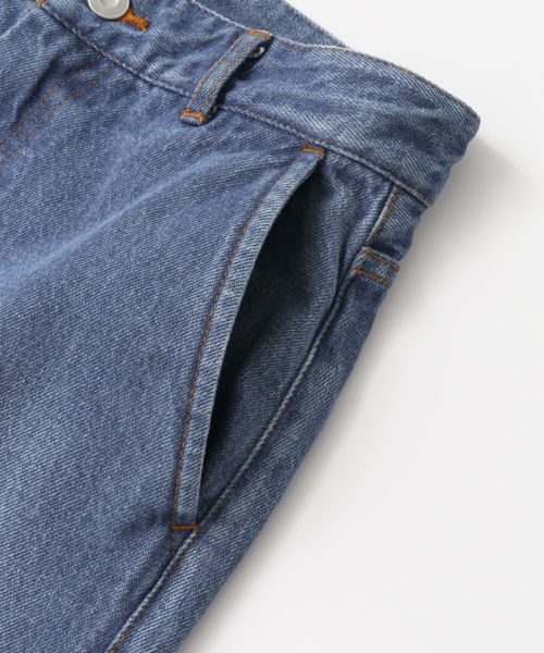 KBF+（ケービーエフプラス）の「KBF+ フレアワイドデニムパンツ（その他パンツ・レディース・ライトインディゴブルー/インディゴブルー・36/40/38）」の19枚目の写真