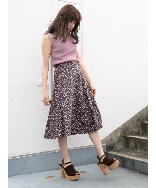 dazzlin(ダズリン)の「コルクヒールサンダル(サンダル・レディース・ブラック/ベージュ/インディゴブルー/ピンク/レッド/ブラウン/イエロー・MEDIUM/SMALL/LARGE)」の22枚目の写真