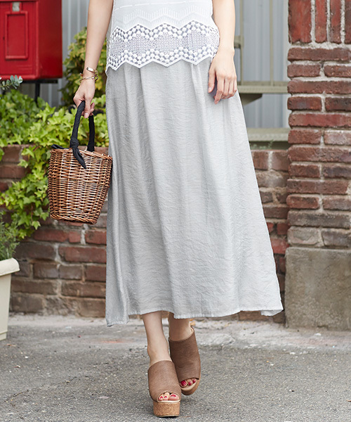 Pierrot（ピエロ）の「楊柳ロングスカート（スカート・レディース・ライトグレー/ネイビー/イエロー/ブルー・M/L）」の2枚目の写真