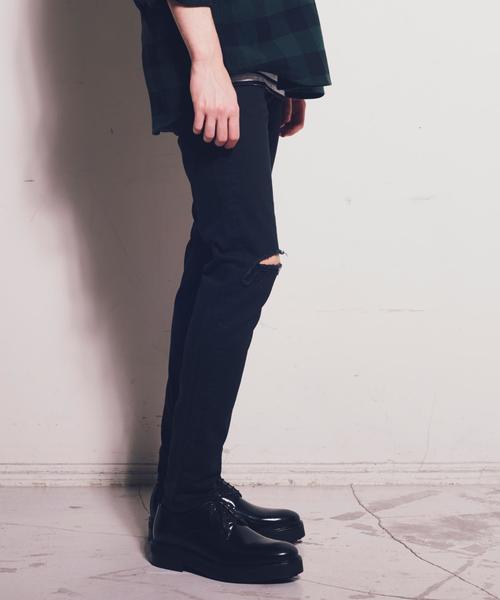 MONKEY TIME（モンキータイム）の「＜monkey time＞ DISTRESSED ST KATURAGI SKINNY/パンツ（デニムパンツ・メンズ・ブラック・SMALL/X-LARGE/LARGE/MEDIUM）」の3枚目の写真
