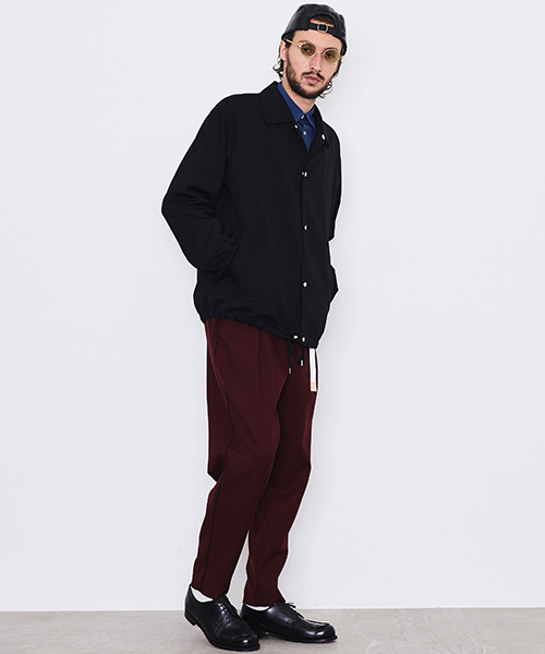 UNITED TOKYO（ユナイテッドトウキョウ）の「パイピングワイドテーパードパンツ（その他パンツ・メンズ・ブラック/グレー/バーガンディー/グリーン・2/1/3）」の19枚目の写真