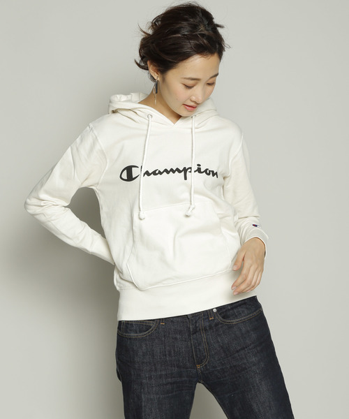 Champion(チャンピオン)の「HOODED SWEATSHIRT(パーカー・レディース・ホワイト/ブラック・M/L)」の11枚目の写真