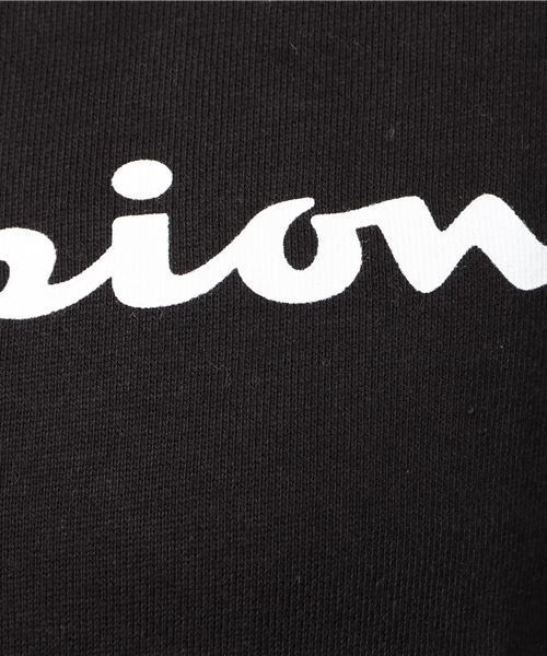 Champion(チャンピオン)の「HOODED SWEATSHIRT(パーカー・レディース・ホワイト/ブラック・M/L)」の7枚目の写真