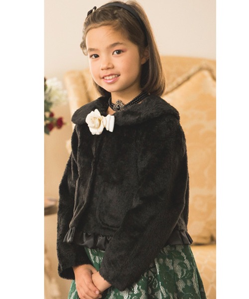 Catherine Cottage（キャサリンコテージ）の「裾フリル丸襟フェイクファーコート（その他アウター・キッズ・ブラック/ホワイト系その他2/パープル系その他5/シルバー系その他2・100/140/120/150/110/130）」の7枚目の写真