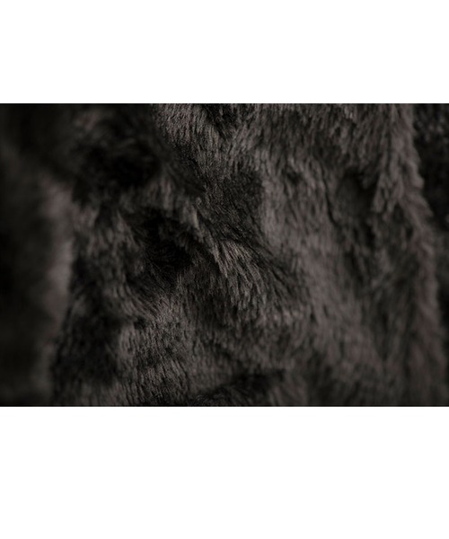 Catherine Cottage（キャサリンコテージ）の「裾フリル丸襟フェイクファーコート（その他アウター・キッズ・ブラック/ホワイト系その他2/パープル系その他5/シルバー系その他2・100/140/120/150/110/130）」の6枚目の写真