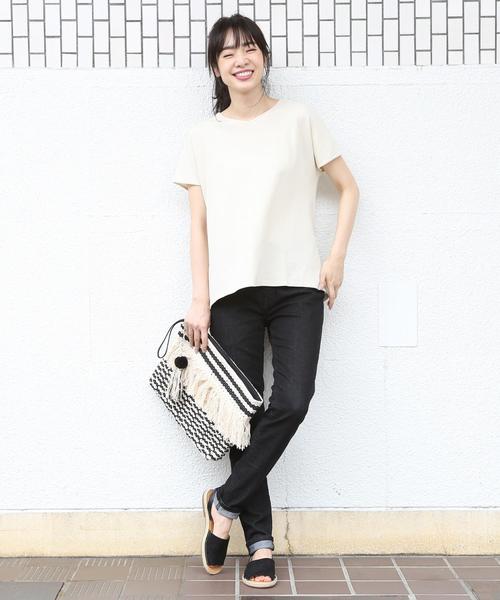 coen（コーエン）の「【接触冷感】梨地バックギャザーカットソー（Tシャツ/カットソー・レディース・イエロー/ネイビー/ナチュラル・FREE）」の8枚目の写真