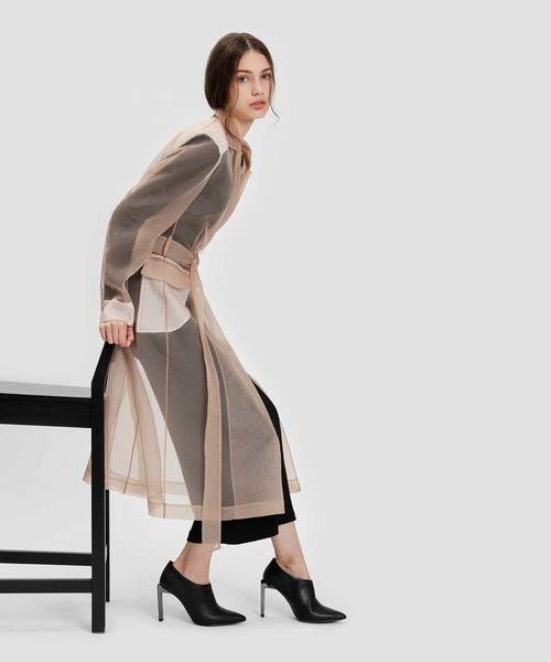 CHARLES & KEITH（チャールズ & キース）の「ブレイドヒールブーティ / BLADE HEEL BOOTIES（ブーツ・レディース・ブラック/グリーン/バーガンディー・22cm/22.5cm/23cm/23.5cm/24.5cm/25cm/25.5cm/26.5cm）」の8枚目の写真