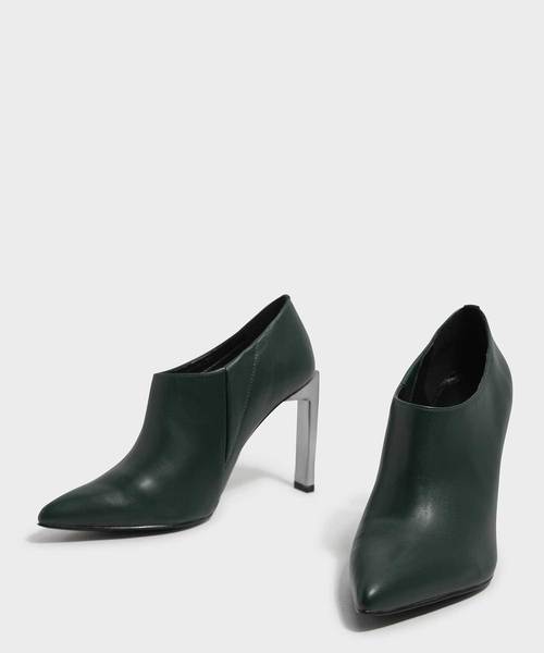 CHARLES & KEITH（チャールズ & キース）の「ブレイドヒールブーティ / BLADE HEEL BOOTIES（ブーツ・レディース・ブラック/グリーン/バーガンディー・22cm/22.5cm/23cm/23.5cm/24.5cm/25cm/25.5cm/26.5cm）」の11枚目の写真