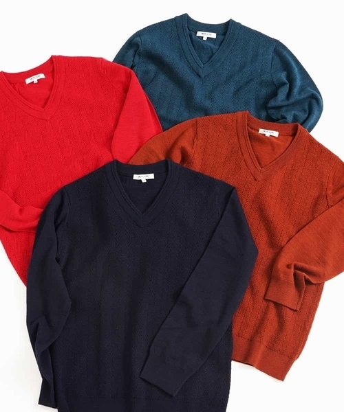 MICHEL KLEIN HOMME (ミッシェルクランオム)の「Vネックニット(Garden)(ニット/セーター・メンズ・グリーン/モカ/ネイビー/レッド・46/48/51)」の4枚目の写真