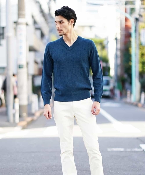 MICHEL KLEIN HOMME (ミッシェルクランオム)の「Vネックニット(Garden)(ニット/セーター・メンズ・グリーン/モカ/ネイビー/レッド・46/48/51)」の8枚目の写真