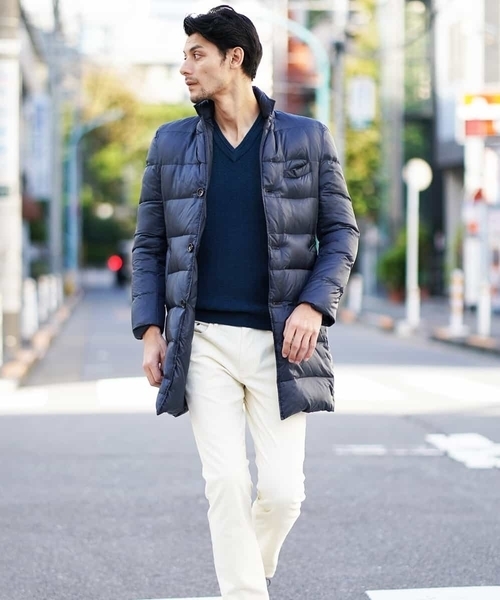 MICHEL KLEIN HOMME (ミッシェルクランオム)の「Vネックニット(Garden)(ニット/セーター・メンズ・グリーン/モカ/ネイビー/レッド・46/48/51)」の9枚目の写真