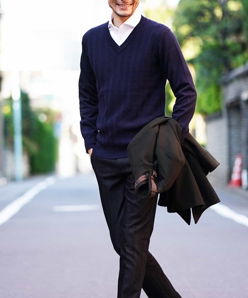 MICHEL KLEIN HOMME (ミッシェルクランオム)の「Vネックニット(Garden)(ニット/セーター・メンズ・グリーン/モカ/ネイビー/レッド・46/48/51)」の13枚目の写真