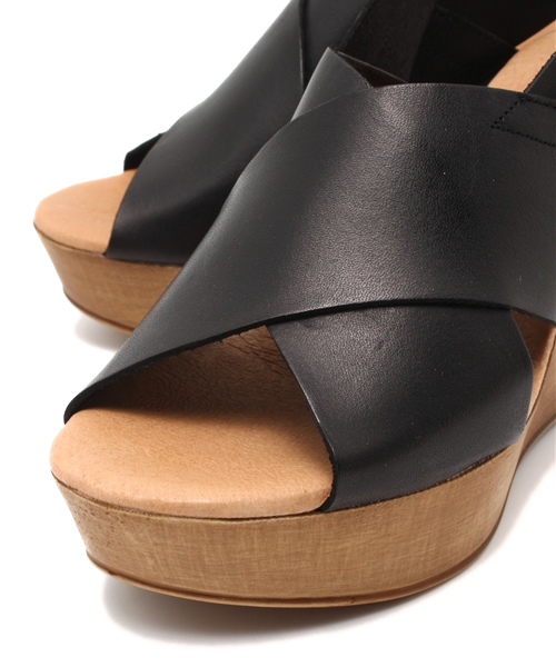 Droite lautreamont(ドロワットロートレアモン)の「【BIANCA】ウェッジサンダル B2425V-W(サンダル・レディース・ブラック/モカ・23cm/23.5cm)」の6枚目の写真