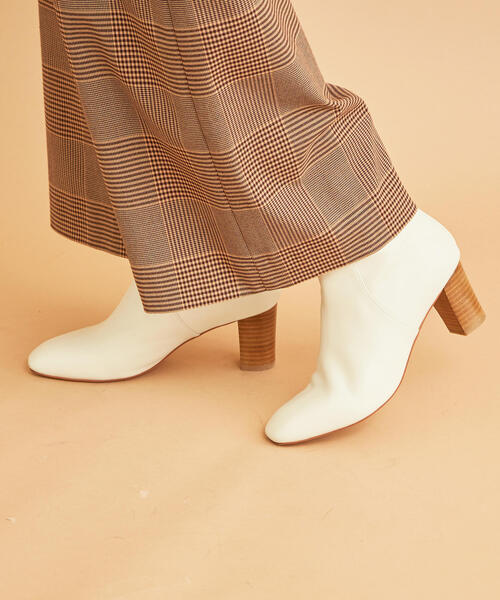 BEAUTY&YOUTH UNITED ARROWS（ビューティーアンドユースユナイテッドアローズ）の「BY∴ レザーバックジップ ミドルブーツ ◆（ブーツ・レディース・ブラック/オフホワイト・35h/37/36h/36/37h）」の14枚目の写真