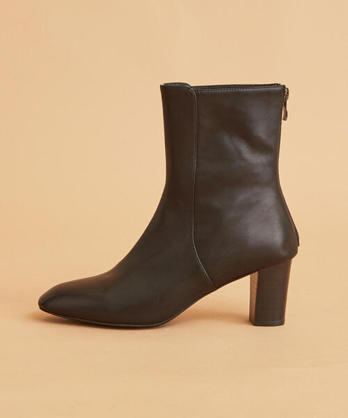 BEAUTY&YOUTH UNITED ARROWS（ビューティーアンドユースユナイテッドアローズ）の「BY∴ レザーバックジップ ミドルブーツ ◆（ブーツ・レディース・ブラック/オフホワイト・35h/37/36h/36/37h）」の12枚目の写真