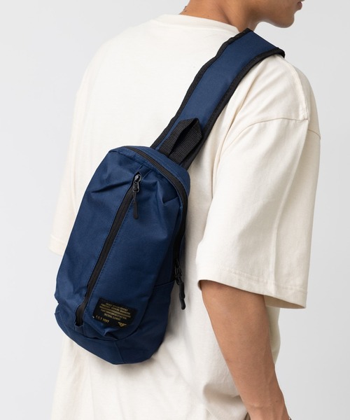 FORECAST（フォーキャスト）の「【FORECAST】Cross Body Bag クロスボディバッグ ショルダーバッグ 軽量 アウトドア キャンプ フェス ライブ 9105（ボディバッグ/ウエストポーチ・メンズ・ブラック/レッド/カモフラージュ/杢グレー/ネイビー/ベージュ/カーキ・FREE）」の20枚目の写真