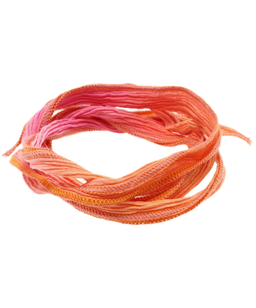 MIDWEST(ミッドウエスト)の「CATHERINE MICHIELS SILK CORDブレスレット(ブレスレット・メンズ・オレンジ・FREE)」の1枚目の写真