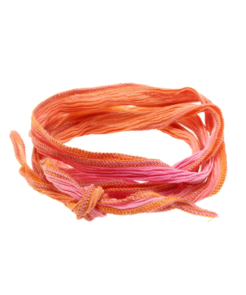 MIDWEST(ミッドウエスト)の「CATHERINE MICHIELS SILK CORDブレスレット(ブレスレット・メンズ・オレンジ・FREE)」の4枚目の写真