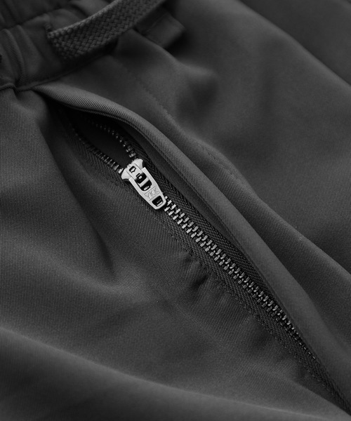 Iroquois（イロコイ）の「【iroquois】EX.NEUE WIDE PANTS / 481151（スラックス・メンズ・ブラック/ブラウン・1/2）」の19枚目の写真