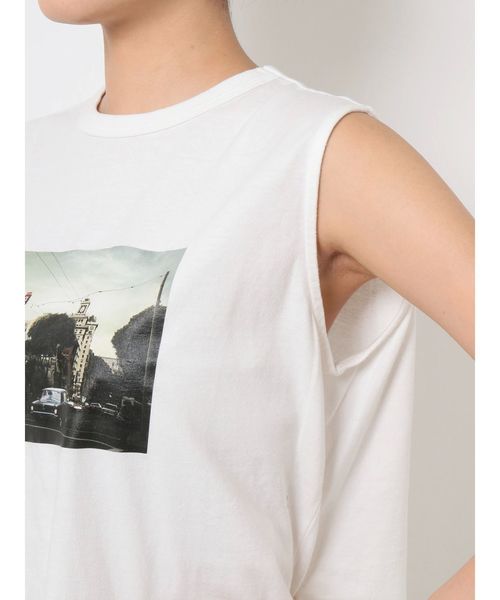 Ungrid（アングリッド）の「フォトプリントボックスタンク（タンクトップ・レディース・モカ/チャコールグレー/オフホワイト・FREE）」の5枚目の写真