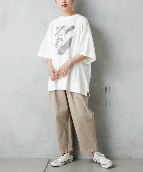 PUAL CE CIN（ピュアルセシン）の「フォトT（Tシャツ/カットソー・レディース・オフホワイト/ホワイト系その他/グレー/グレイッシュベージュ・FREE）」の7枚目の写真