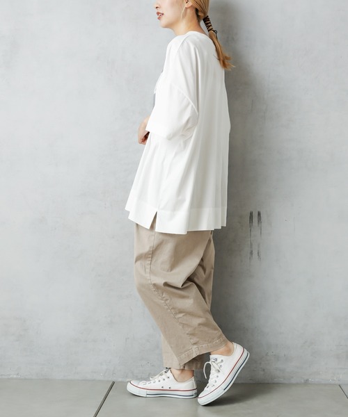 PUAL CE CIN（ピュアルセシン）の「フォトT（Tシャツ/カットソー・レディース・オフホワイト/ホワイト系その他/グレー/グレイッシュベージュ・FREE）」の8枚目の写真