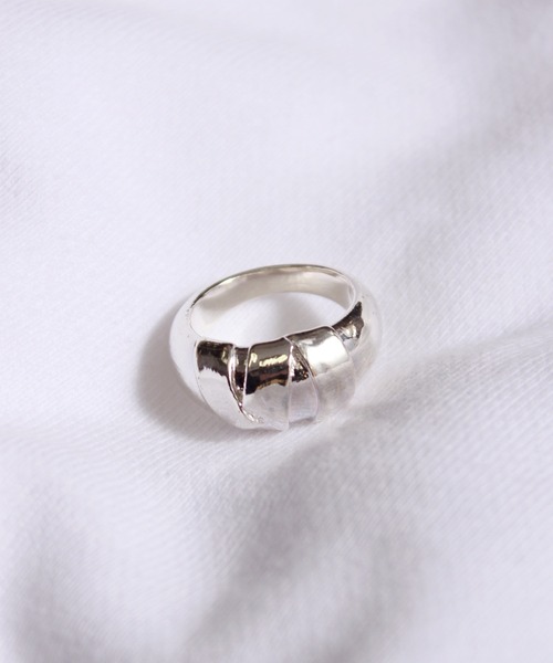 Ayler(アイラー)の「【Ayler】RING ロールバンド太リング Ayl-004(リング・レディース・シルバー/ゴールド・11号/13号)」の2枚目の写真