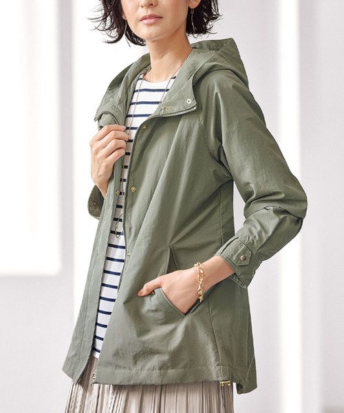 BELLUNA PLUS（ベルーナ）の「スピンドル使いマウンテンパーカー（マウンテンパーカー・レディース・ベージュ/ネイビー/カーキ・MEDIUM/LARGE/X-LARGE）」の3枚目の写真