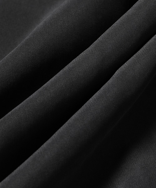 ADAM ET ROPE'（アダムエロペ）の「《21SS》リラックスドレープ レーヨンスエード とろみバンドカラーシャツ/UNISEX（シャツ/ブラウス・メンズ・ブラック/カーキ/ブルー系その他/サーモンピンク・M/L）」の7枚目の写真