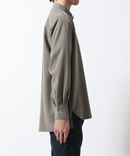 ADAM ET ROPE'（アダムエロペ）の「《21SS》リラックスドレープ レーヨンスエード とろみバンドカラーシャツ/UNISEX（シャツ/ブラウス・メンズ・ブラック/カーキ/ブルー系その他/サーモンピンク・M/L）」の18枚目の写真