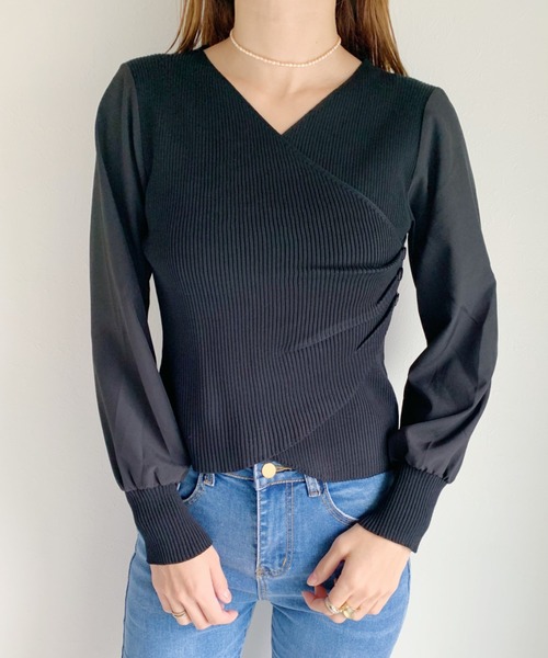 CLEA（クレア）の「袖シフォンカシュクールリブニット（ニット/セーター・レディース・ブラック/アイボリー・FREE）」の2枚目の写真