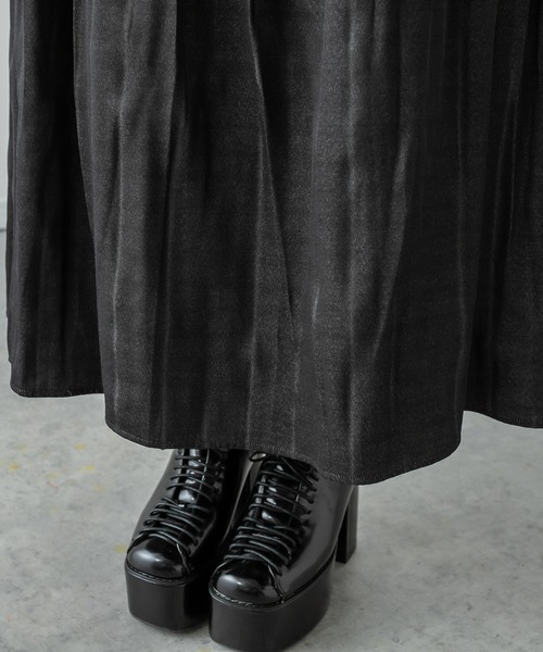 RASVOA（ラスボア）の「デニムライクロングスカート（スカート・レディース・ブラック/オフホワイト/ブルー・FREE）」の7枚目の写真