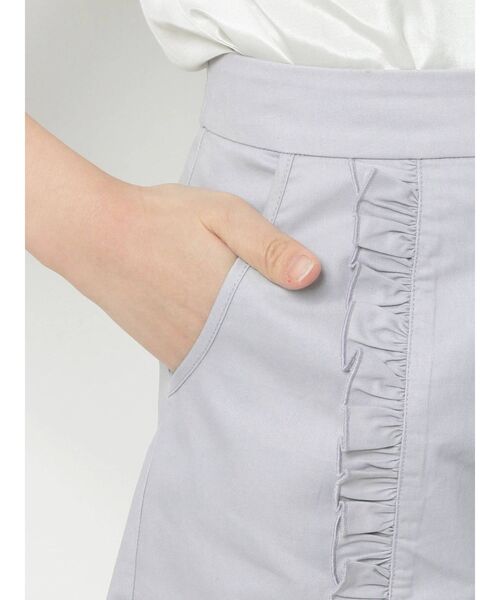 merry jenny（メリージェニー）の「line frill チノショートパンツ（その他パンツ・レディース・ライトブルー/ブラック/ベージュ・FREE）」の14枚目の写真