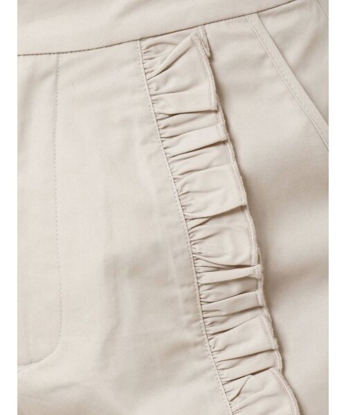 merry jenny（メリージェニー）の「line frill チノショートパンツ（その他パンツ・レディース・ライトブルー/ブラック/ベージュ・FREE）」の6枚目の写真
