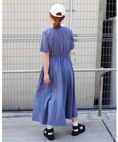 179/WG（イチナナキュウダブルジー）の「クレリックシャツワンピース（シャツワンピース・レディース・ブルー/グリーン/ピンク・MEDIUM）」の20枚目の写真