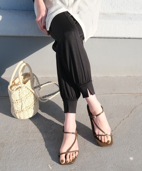 AmiAmi(アミアミ)の「華奢ストラップスクエアトゥトングサンダル(サンダル・レディース・ホワイト/ブラック/ベージュ/カーキ/ブラウン・LL/S/M/L)」の10枚目の写真