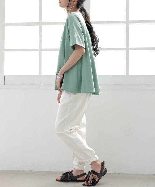 n'OrLABEL(ノアールレーベル)の「『撥水&吸水モックネックフレアTシャツ』(Tシャツ/カットソー・レディース・ブラック/ブラウン/オフホワイト/ピンク/ミント・1/2)」の8枚目の写真