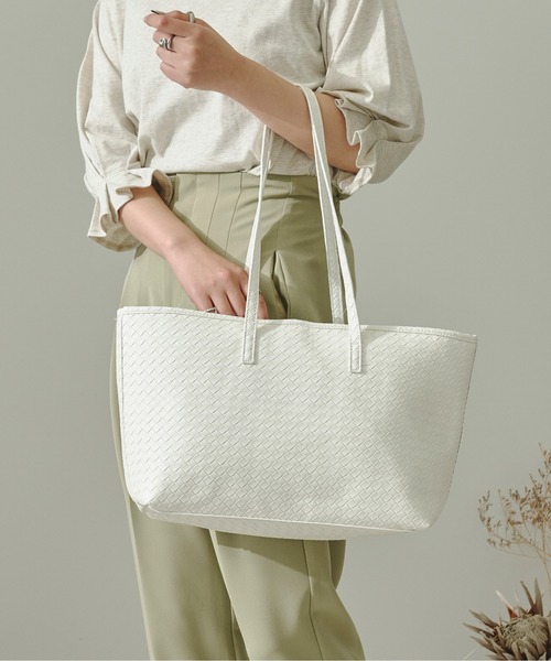 Ambre Neige(アンブルネージュ)の「ポーチ付きメッシュトートバック/【WEB/EC限定商品】(トートバッグ・レディース・ホワイト/ベージュ・FREE)」の7枚目の写真