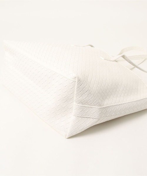 Ambre Neige(アンブルネージュ)の「ポーチ付きメッシュトートバック/【WEB/EC限定商品】(トートバッグ・レディース・ホワイト/ベージュ・FREE)」の11枚目の写真